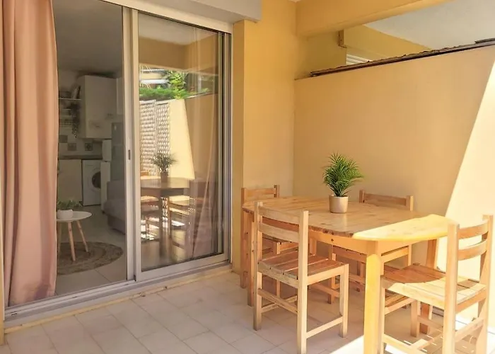 Appartement 5 Couchages + Jardin A 150M Des Plages